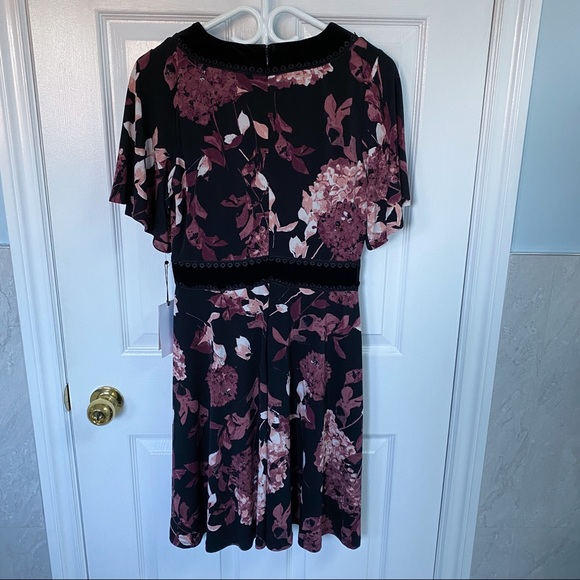Ivanka Trump Floral Flutter Sleeve Winter Dress Velvet Details - Picture 3 of 7